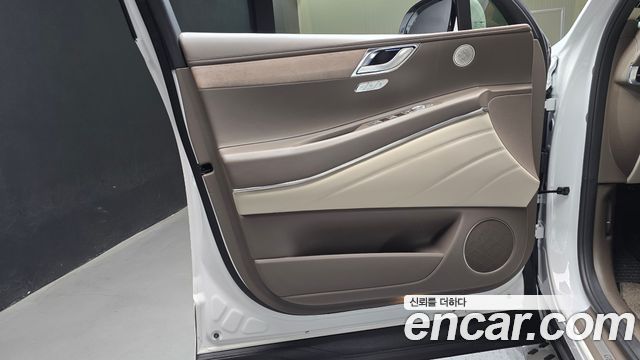 Genesis GV80 2021 — photo 14