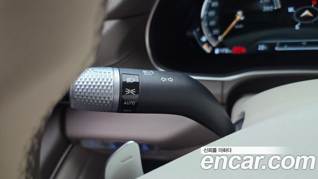 Genesis GV80 2021 — photo 27