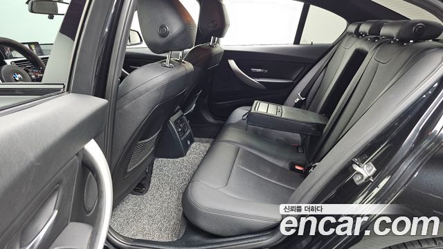 BMW 3-Series 2015 — photo 11