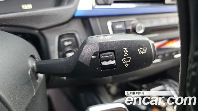 BMW 3-Series 2015 — photo 18