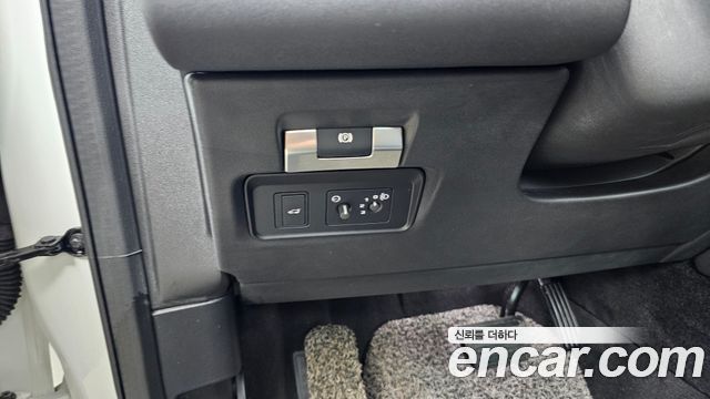 Land Rover Discovery Sport 2021 — photo 26