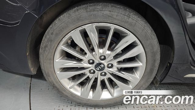 Kia K5 2019 — photo 5