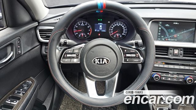 Kia K5 2019 — photo 18