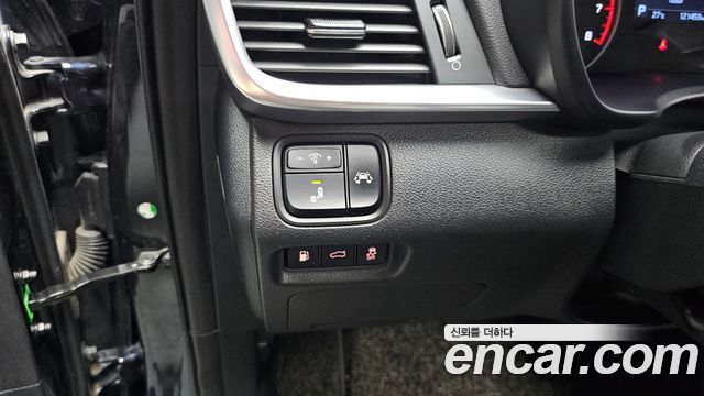 Kia K5 2019 — photo 23