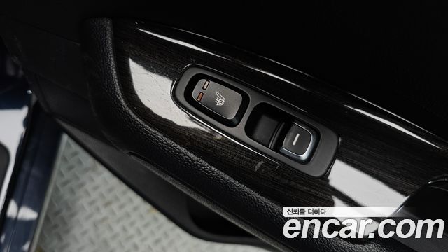 Kia K5 2019 — photo 24