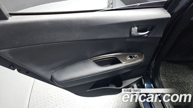 Kia K5 2019 — photo 15