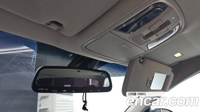 Kia K5 2019 — photo 28