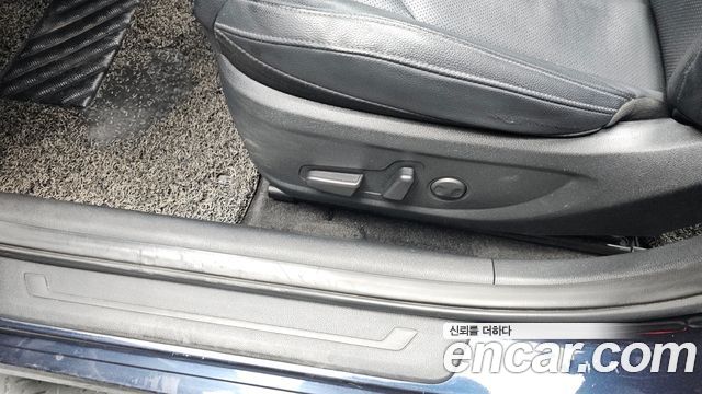 Kia K5 2019 — photo 30