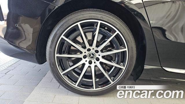 Mercedes-Benz EQS 2023 — photo 5