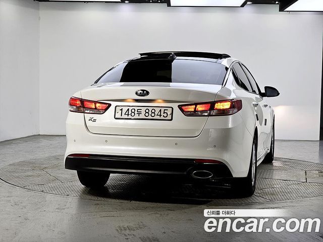 Kia K5 2018 — photo 3