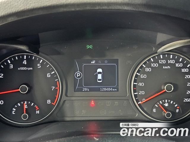 Kia K5 2018 — photo 7
