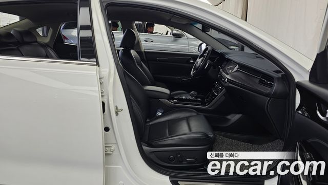 Kia K7 2020 — photo 11