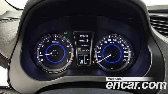 Hyundai Grandeur 2012 — photo 8