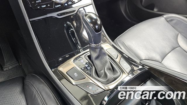 Hyundai Grandeur 2012 — photo 9