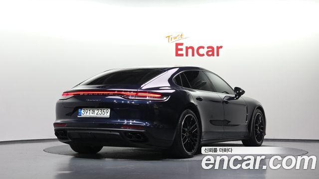 Porsche Panamera 2021 — photo 2