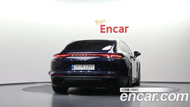 Porsche Panamera 2021 — photo 4