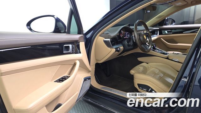 Porsche Panamera 2021 — photo 13