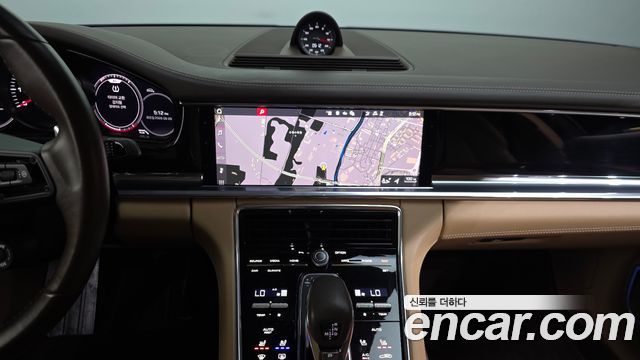 Porsche Panamera 2021 — photo 20