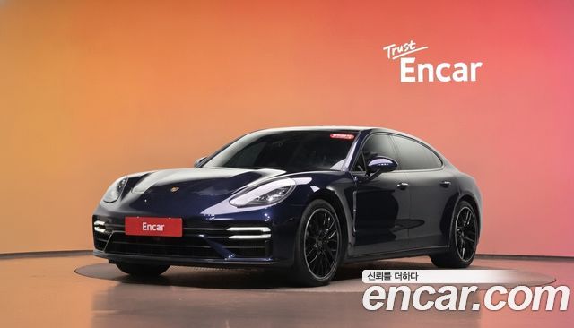 Porsche Panamera 2021 — photo 1