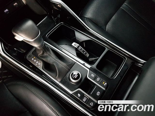 Kia Sorento 2021 — photo 8