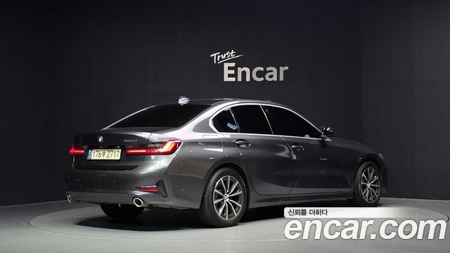 BMW 3-Series 2019 — photo 2