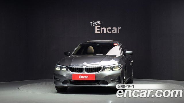 BMW 3-Series 2019 — photo 3
