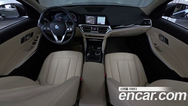 BMW 3-Series 2019 — photo 7