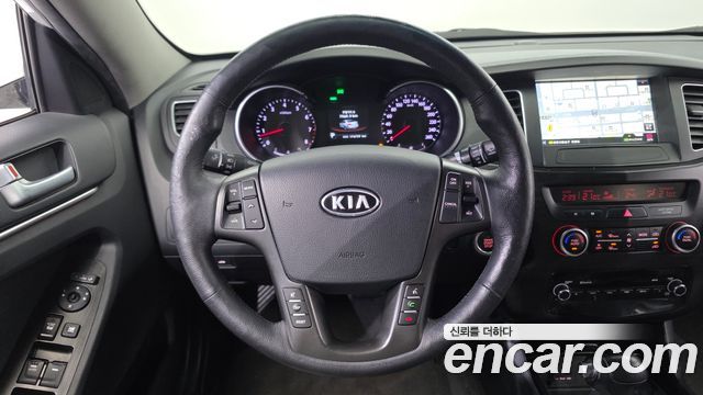 Kia K7 2012 — photo 20