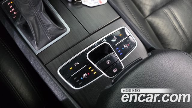 Kia K7 2012 — photo 23