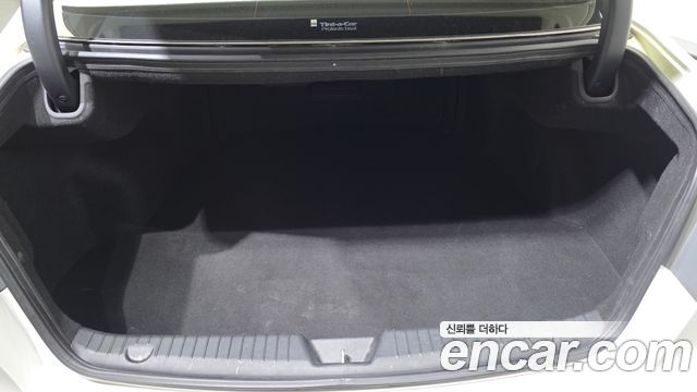 Kia K7 2012 — photo 24