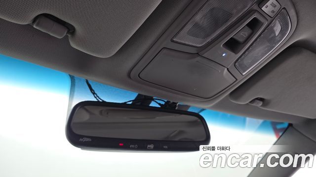 Kia K7 2012 — photo 25