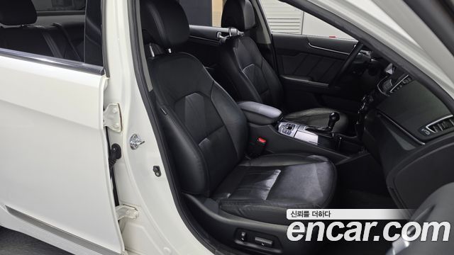 Kia K7 2012 — photo 16