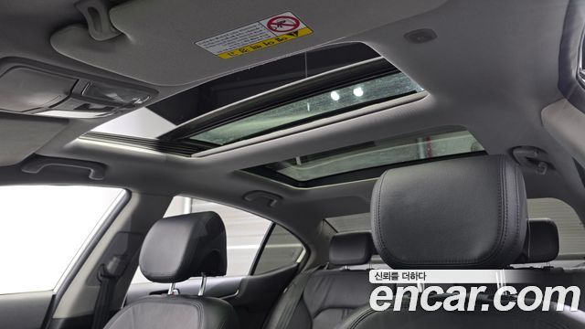 Kia K7 2012 — photo 30