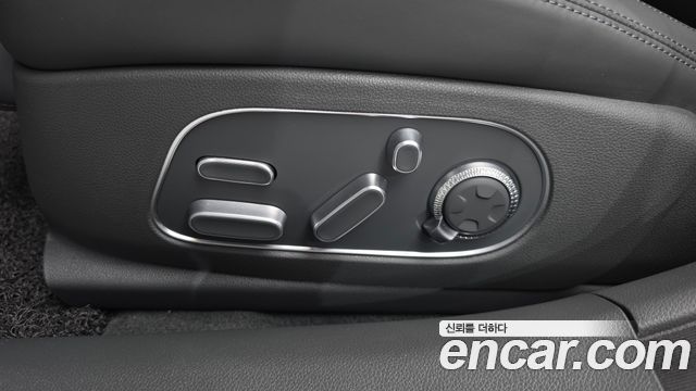 Genesis G90 2026 — photo 30