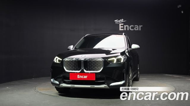 BMW iX1 2024 — photo 3