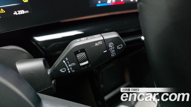BMW iX1 2024 — photo 33
