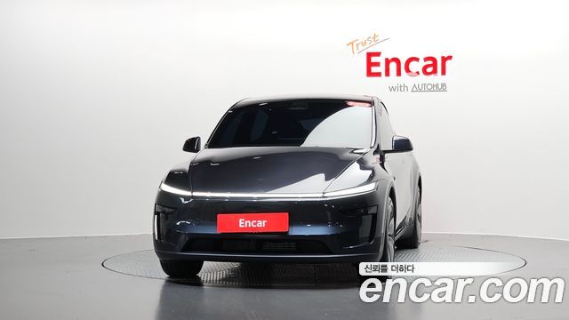 Tesla Model Y 2026 — photo 3