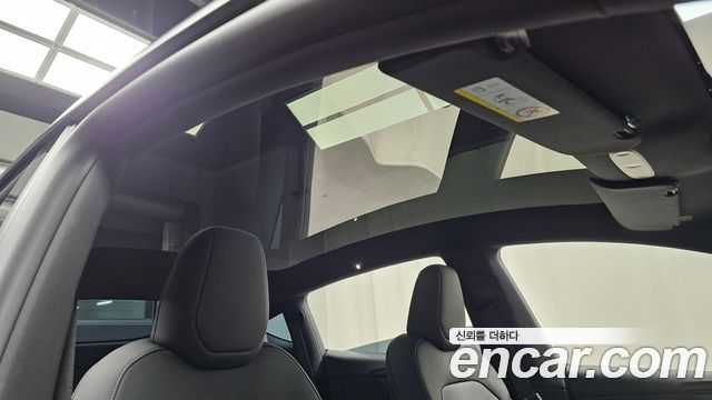Tesla Model Y 2026 — photo 22