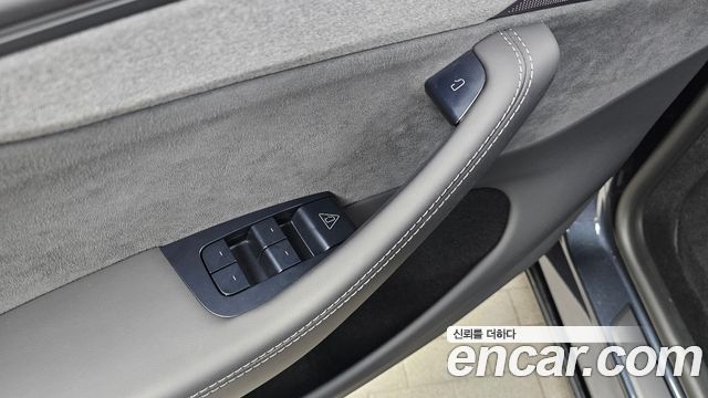 Tesla Model Y 2026 — photo 26