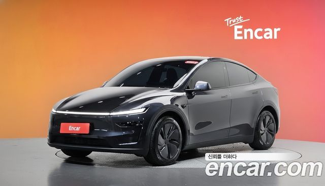 Tesla Model Y 2026 — photo 1