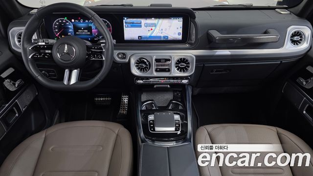 Mercedes-Benz G-Class 2025 — photo 10