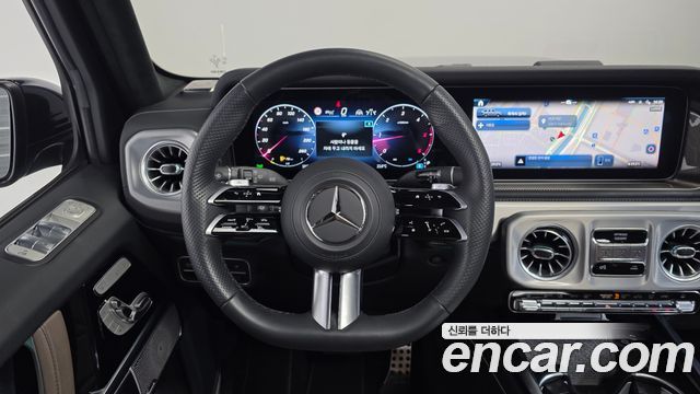 Mercedes-Benz G-Class 2025 — photo 19