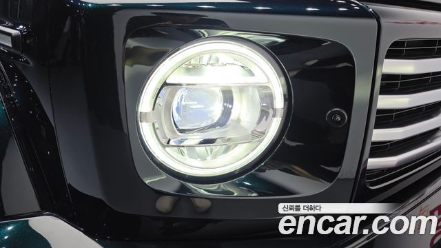 Mercedes-Benz G-Class 2025 — photo 8