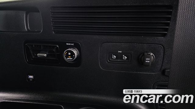 Kia Sorento 2023 — photo 22