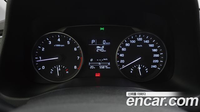 Hyundai AVANTE 2016 — photo 8