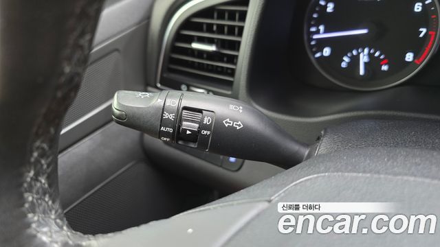 Hyundai AVANTE 2016 — photo 20