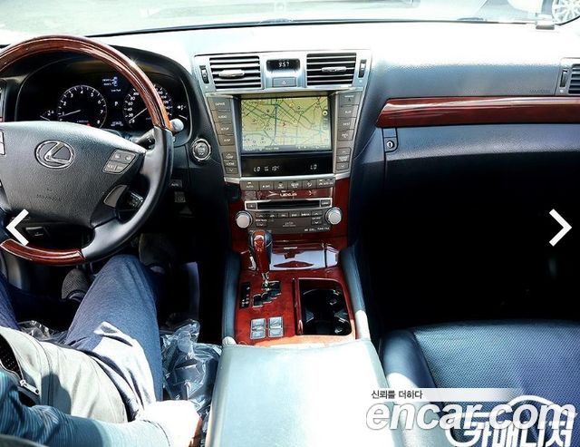 Lexus LS 2012 — photo 5