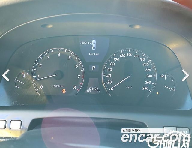Lexus LS 2012 — photo 6
