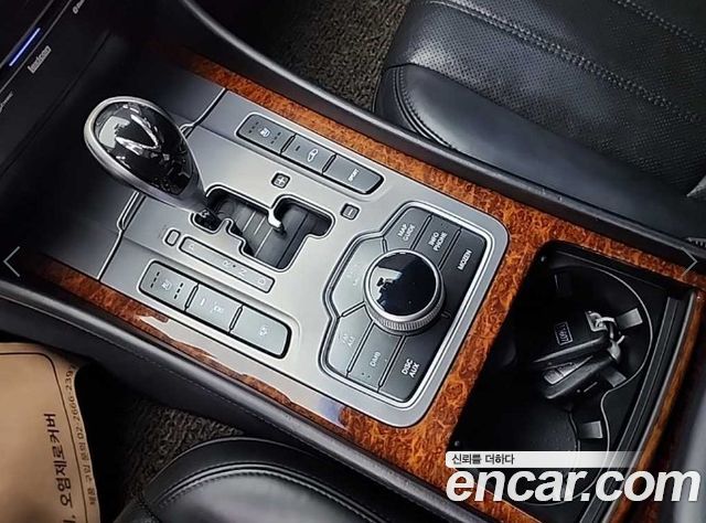 Hyundai Equus 2012 — photo 8