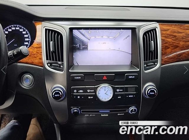 Hyundai Equus 2012 — photo 10